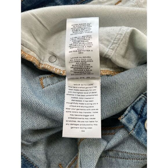 Good American Good Curve High Rise Skinny Crop Distressed Destroyed Jean Size 16 - Picture 8 of 9